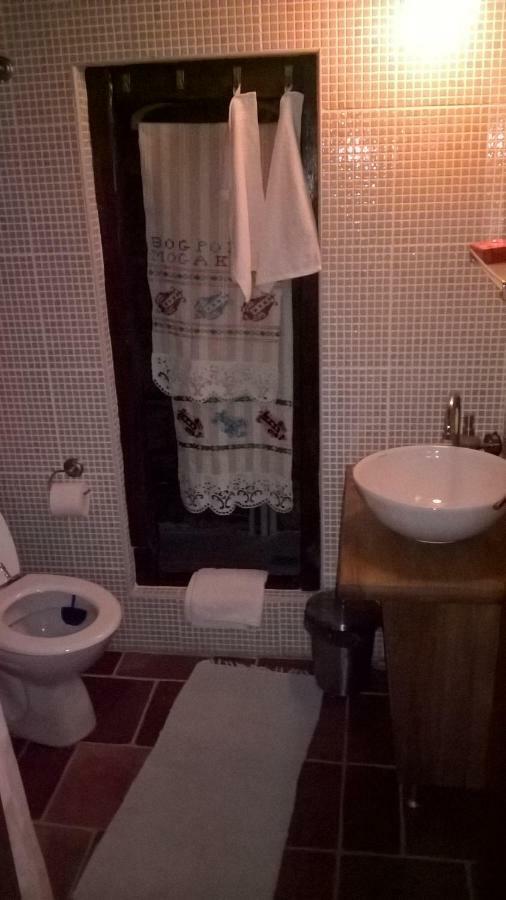 Stara Iža Apartment Selisce Sunjsko Bagian luar foto